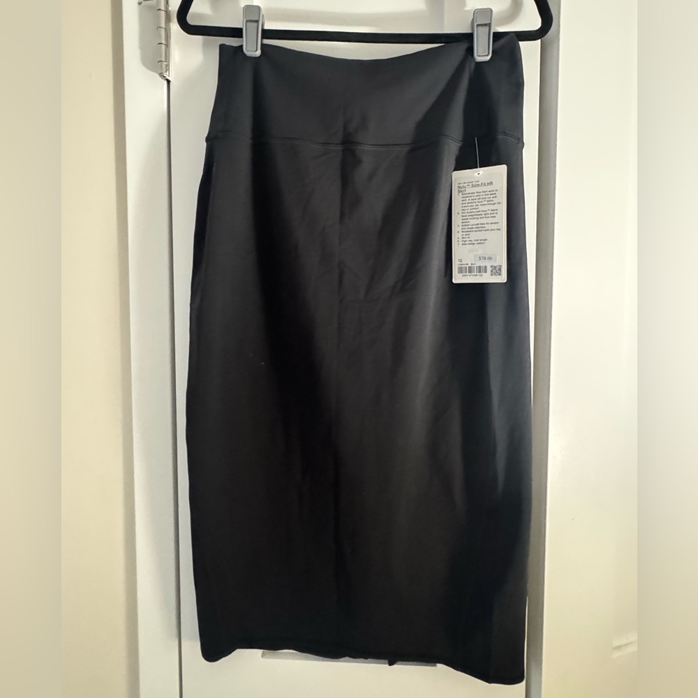 Lululemon Nulu pencil skirt - NWT